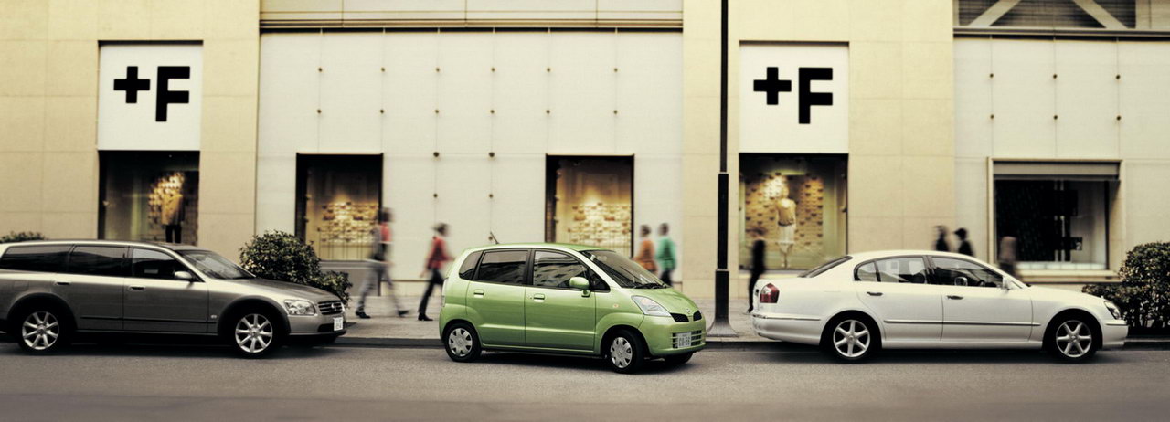 Nissan Moco 2001 016.jpg